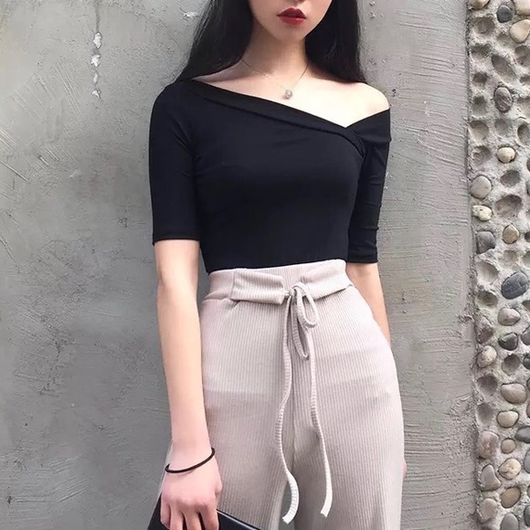 Tops - NWT black Off Shoulder Top